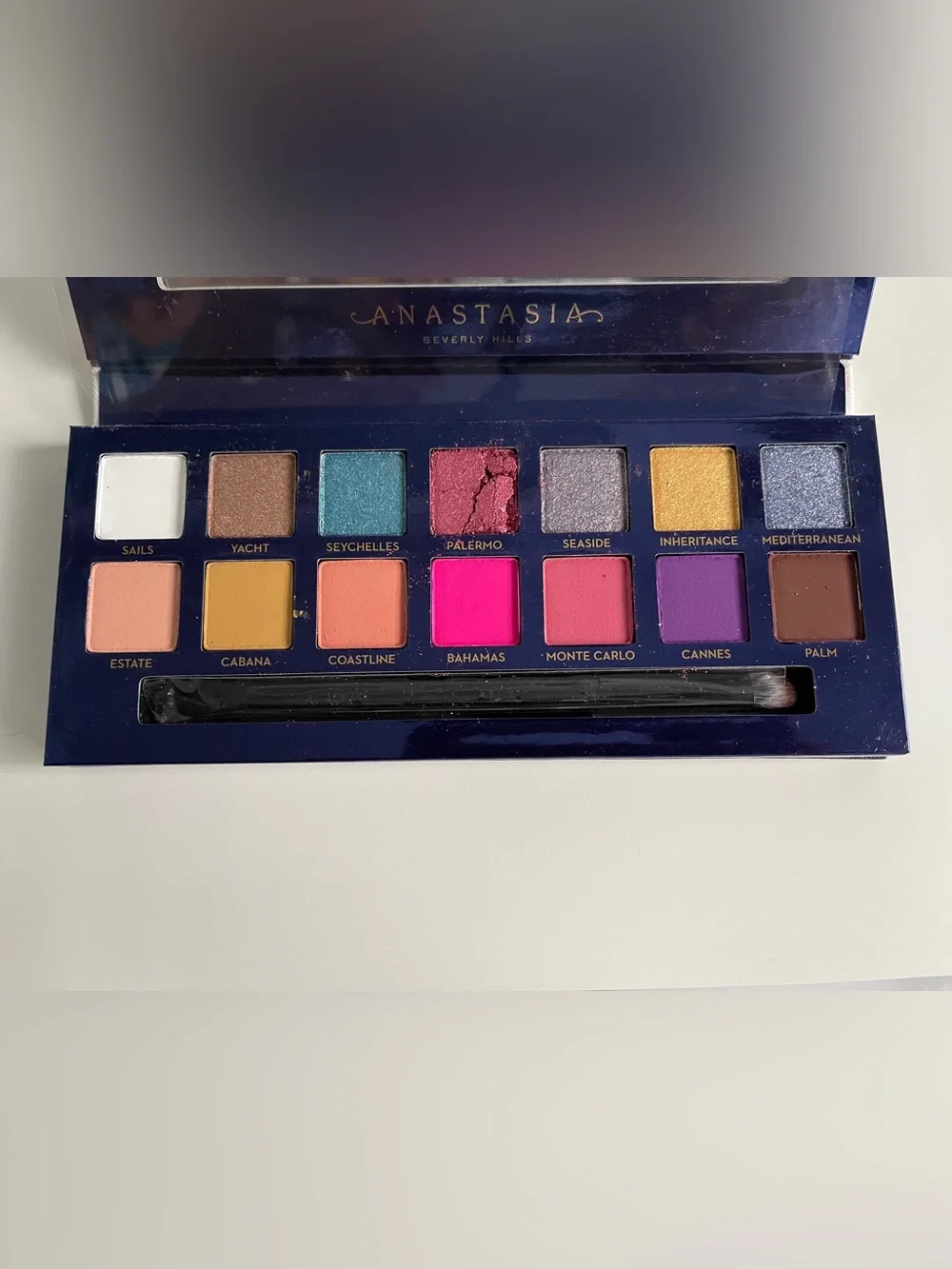 Anastasia Beverly Hills Rivera eyeshadow palette 14 Shadows